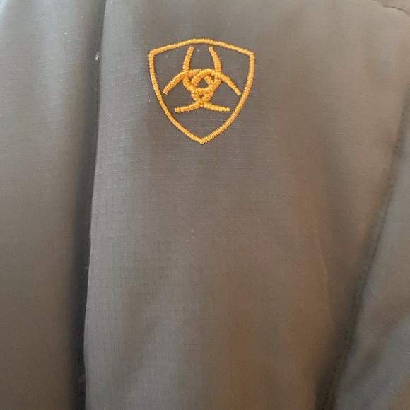 ARIAT Black Goose Down Jacket, size Large - Picture 4 of 8